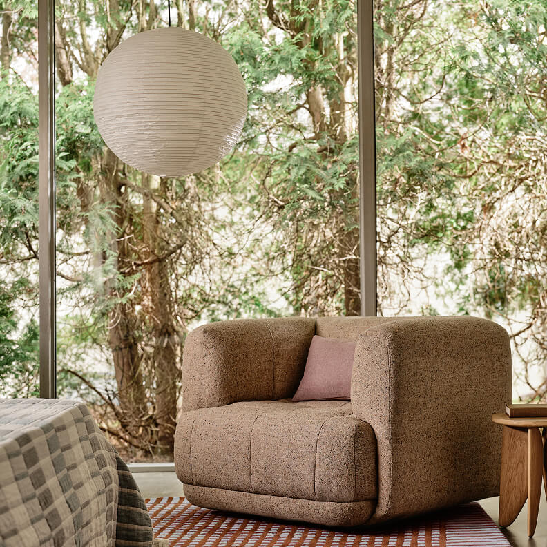 Quilton Swivel Chair