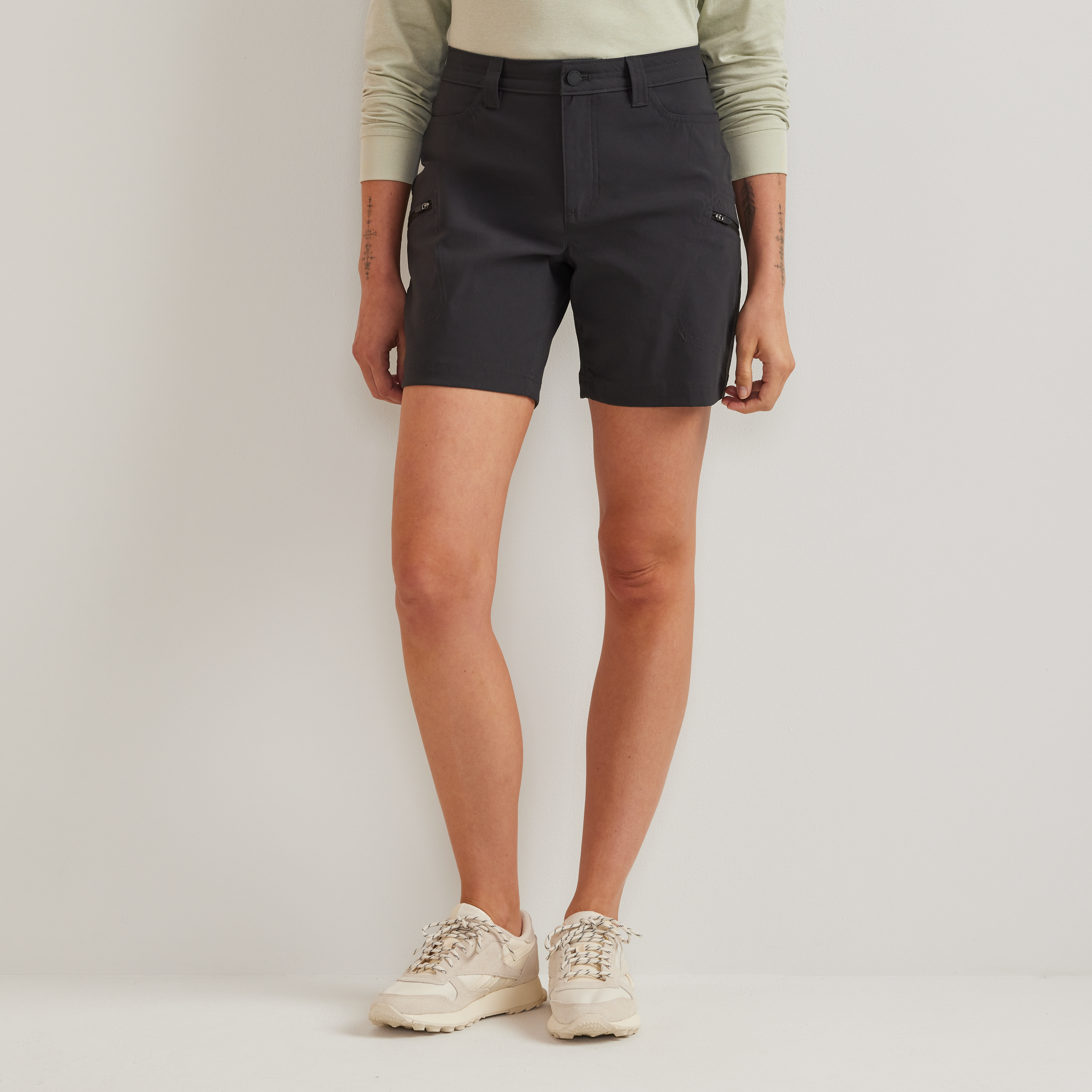 Image of Women's Guide Pro High Rise Shorts