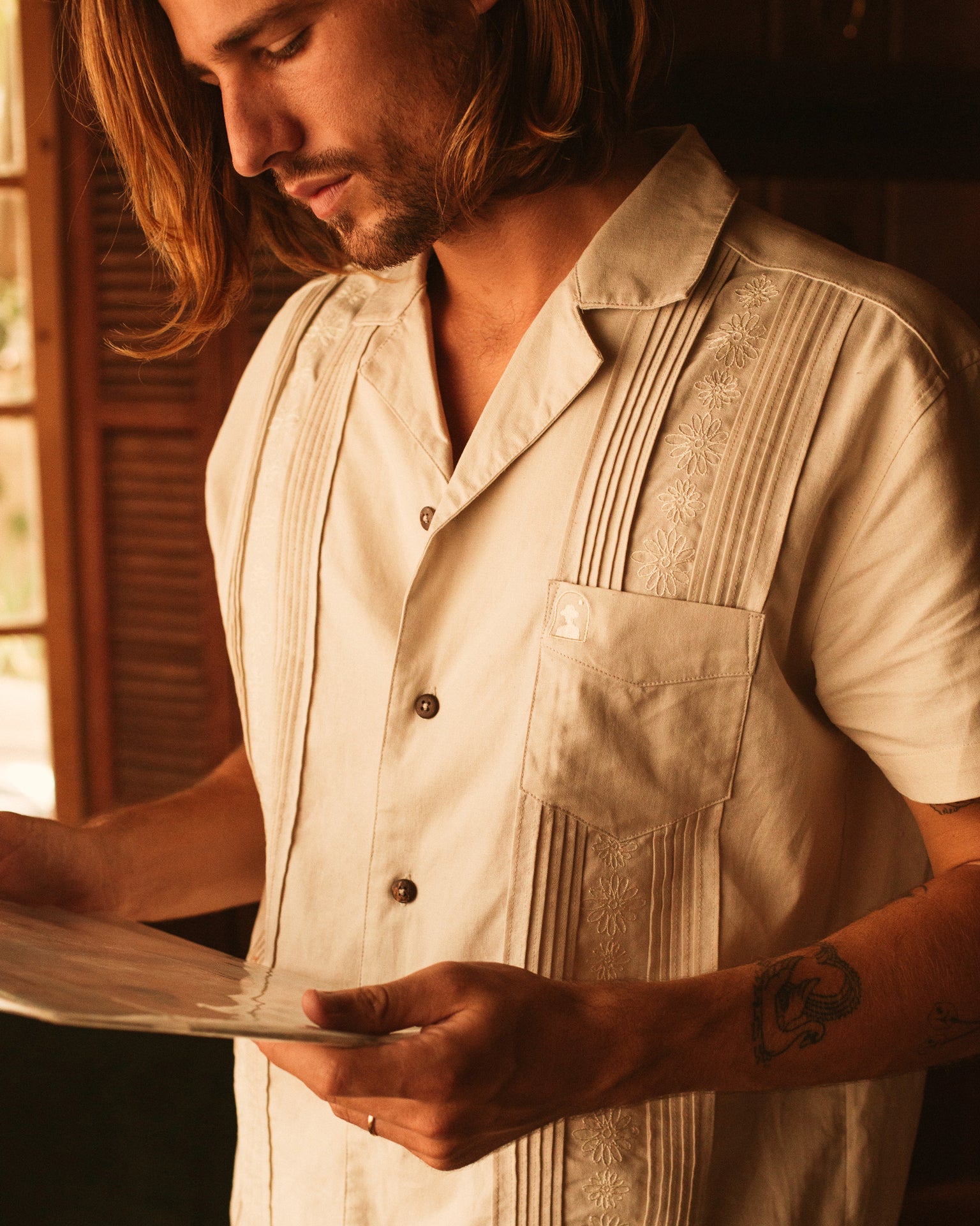 Image of The Brisa Linen Shirt - Vintage Ivory