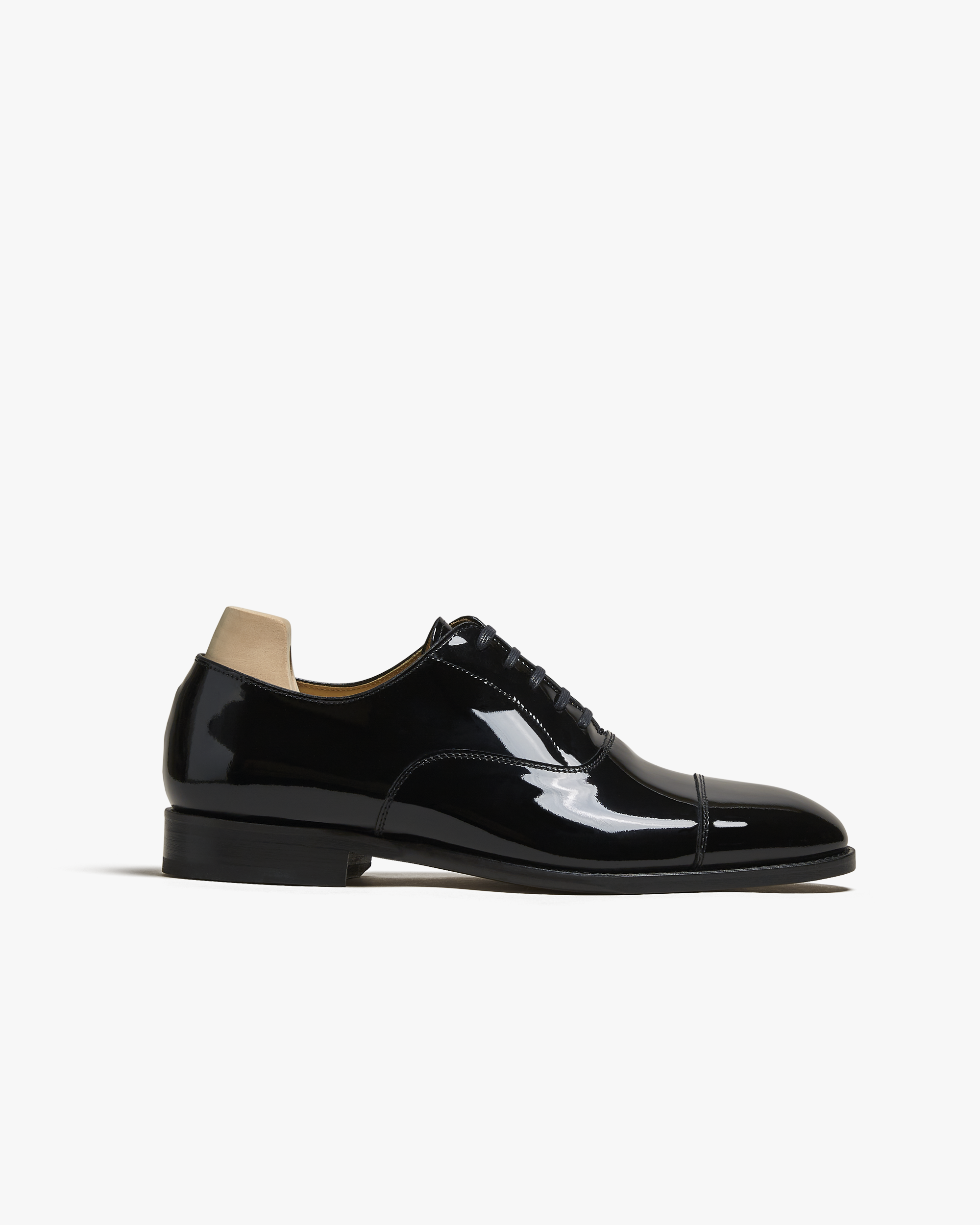 Image of Vinterviken (2024) – Black Patent Leather