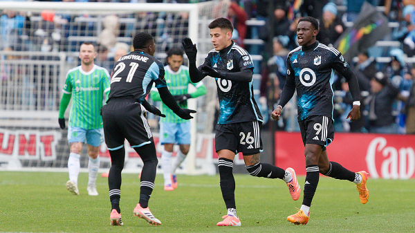 Joaquin Pereyra celebrates with Bongi Hlongwane