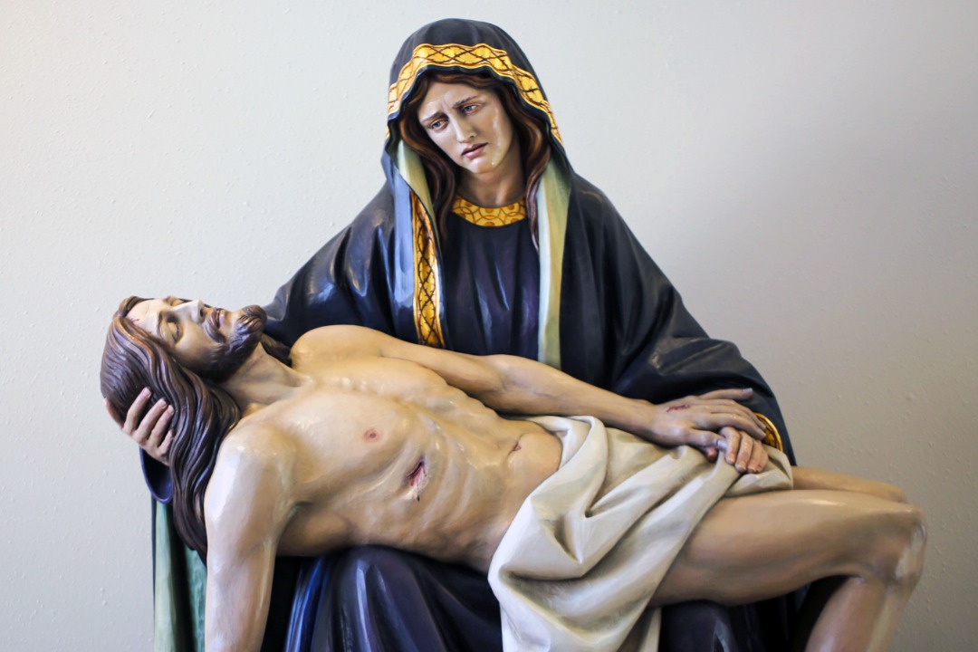 A sculpture of the Virgin Mary holding the body of Jesus across her lap.