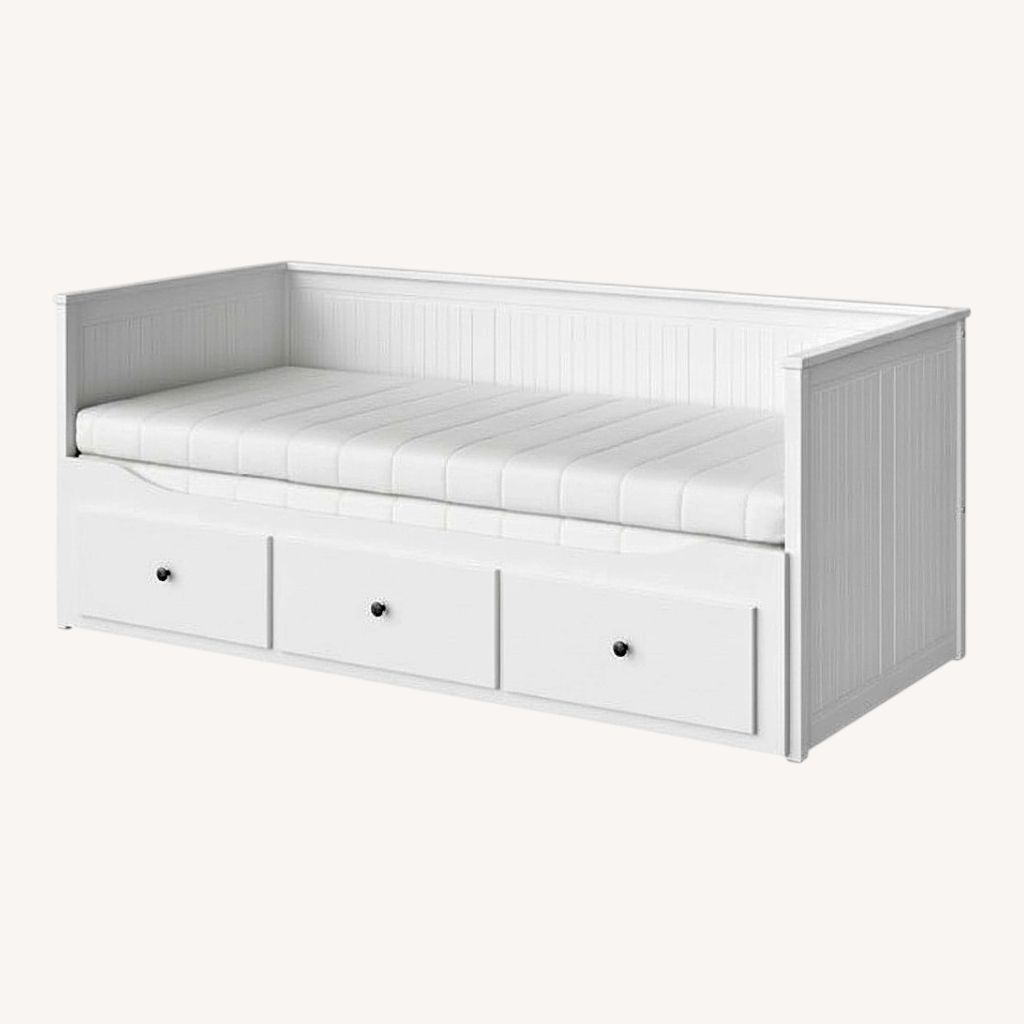 Image of Ikea Hemnes Daybed