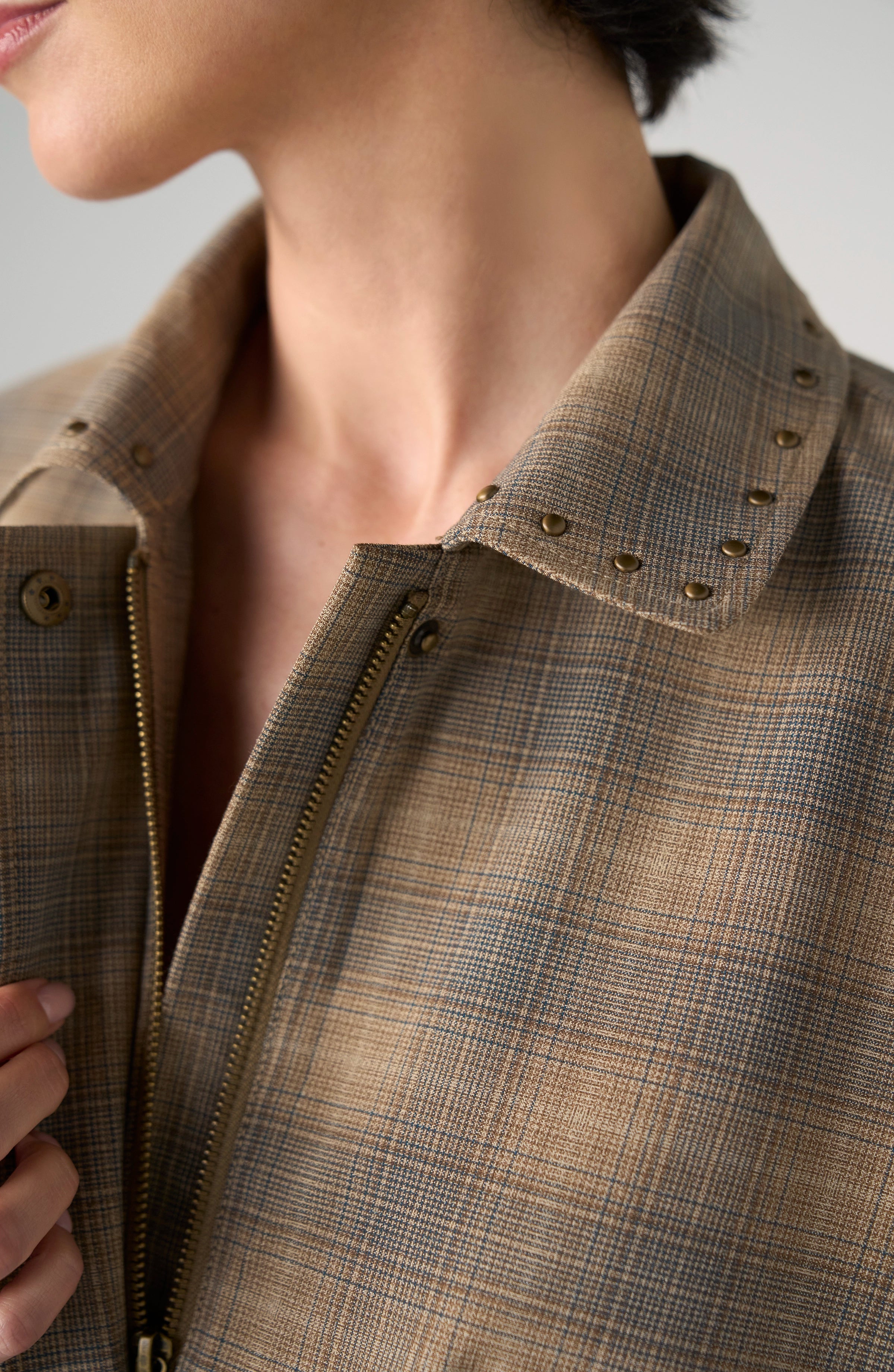 Image of BUBBLE HEM JACKET