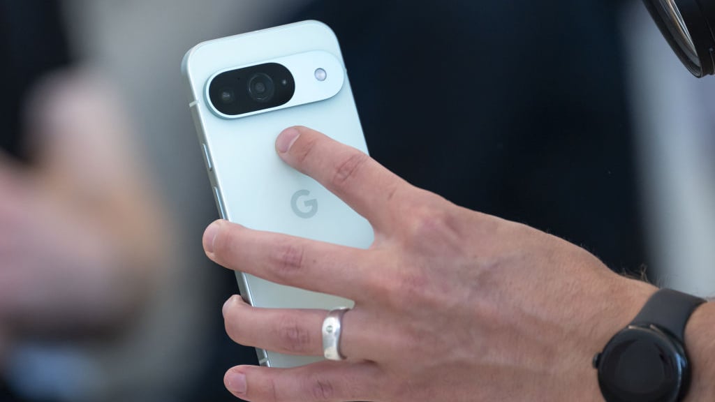 Google Pixel Bug May Have Blocked Emergency 911 Calls