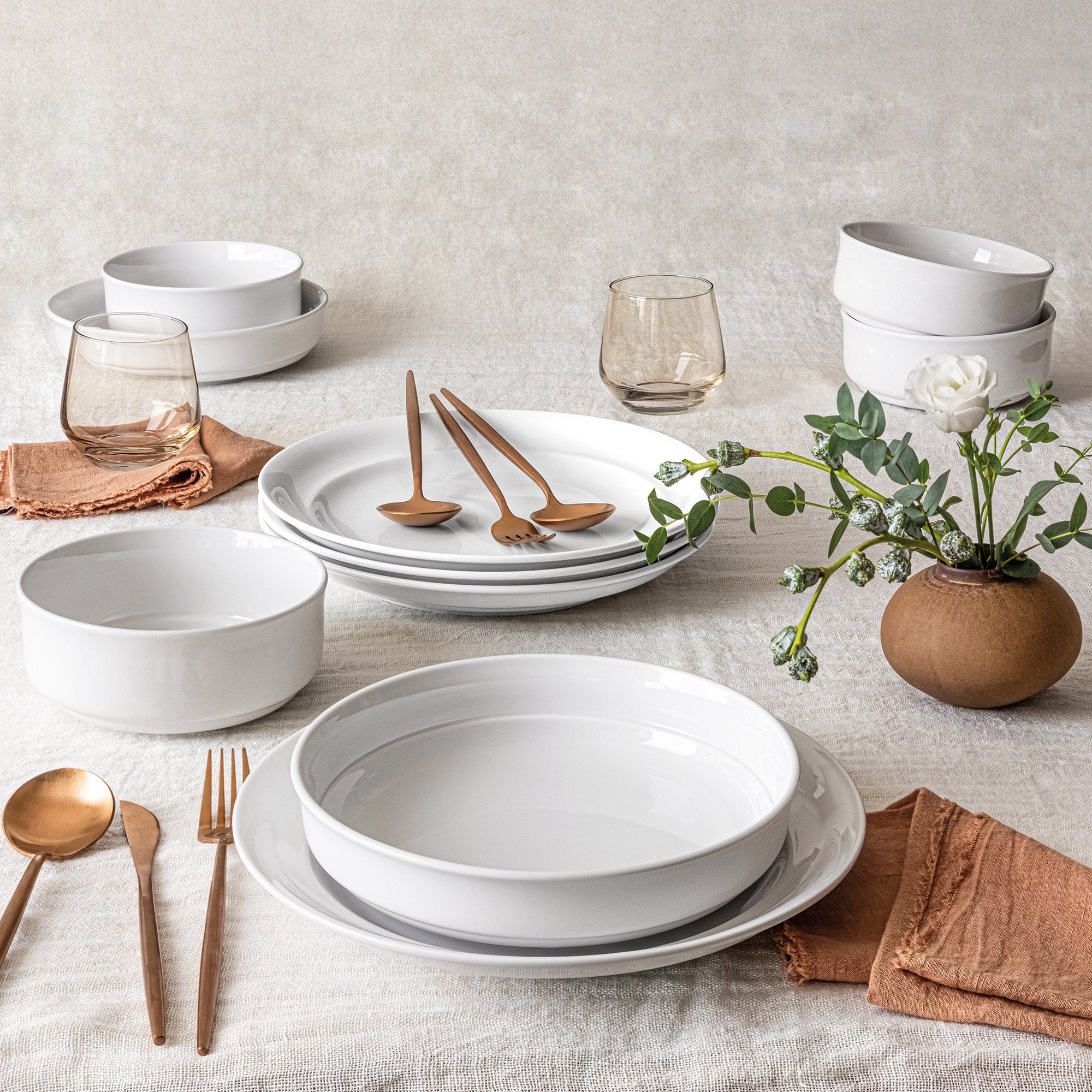 over&back Rimmed 12-Piece Glossy Porcelain Dinnerware Set