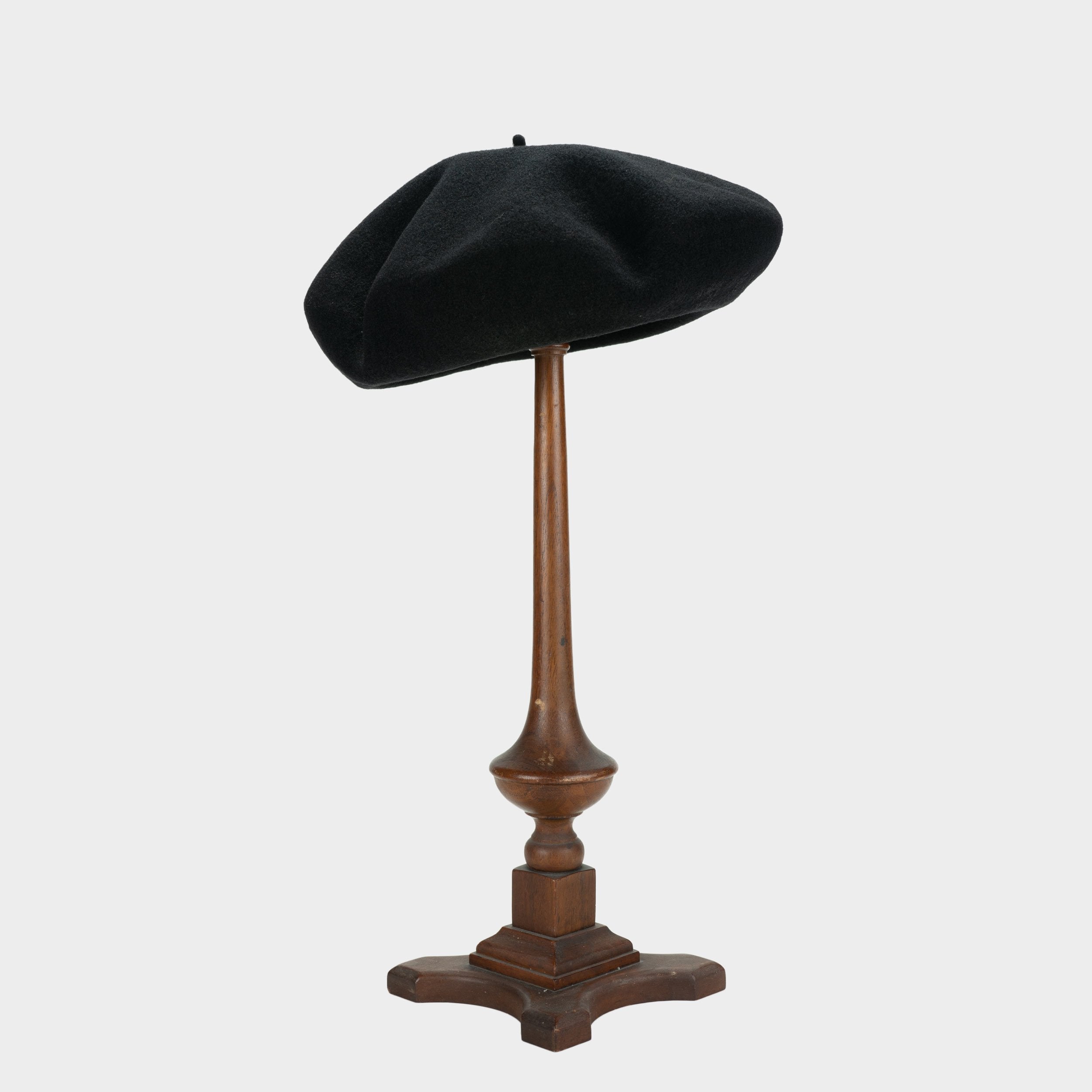 Image of Le Laboureur Black Wool Beret