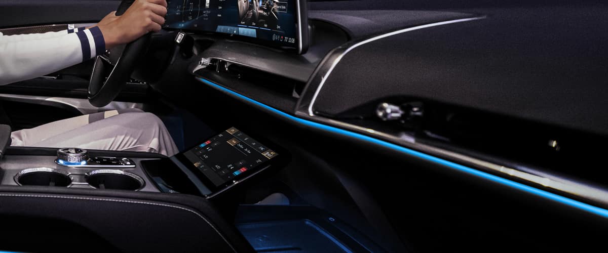 Close-up of the tri-zone ambient lighting in the 2026 VISTIQ's front row interior