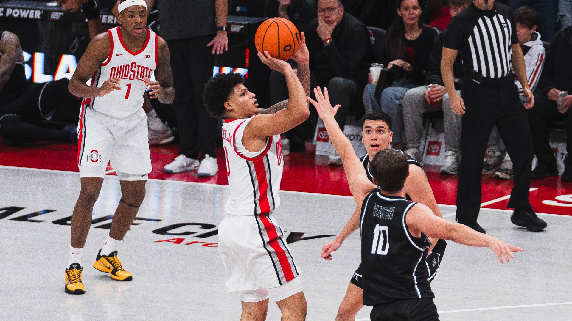READ MORE | Men's Basketball 