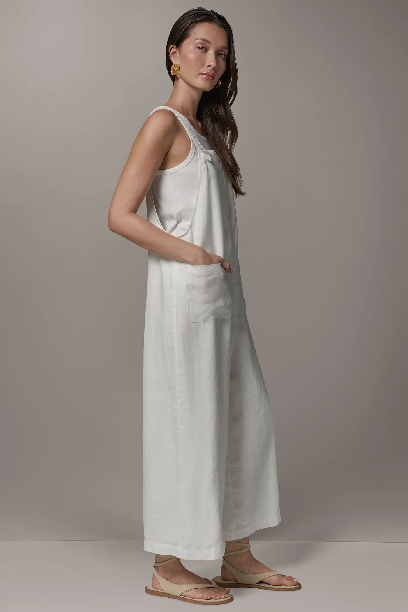 SLEEVELESS CROPPED JUMPER