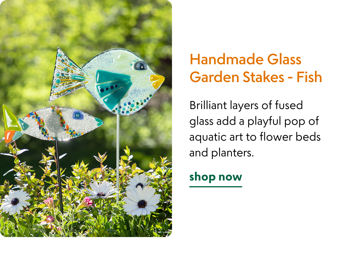 handmade-glass-garden-stakes-fish