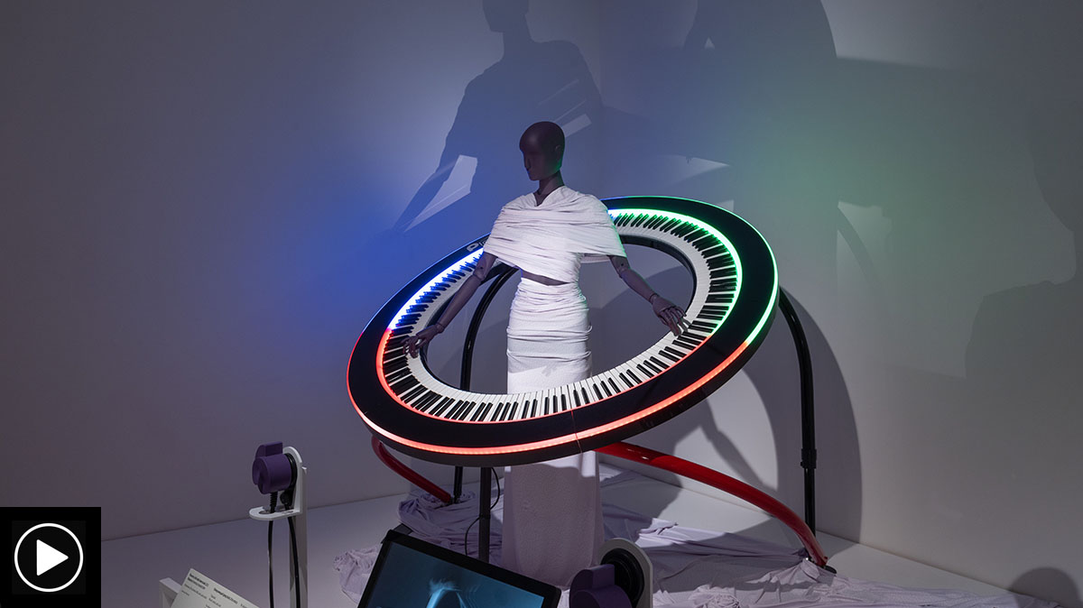 Exhibition Tour&mdash;Musical Bodies