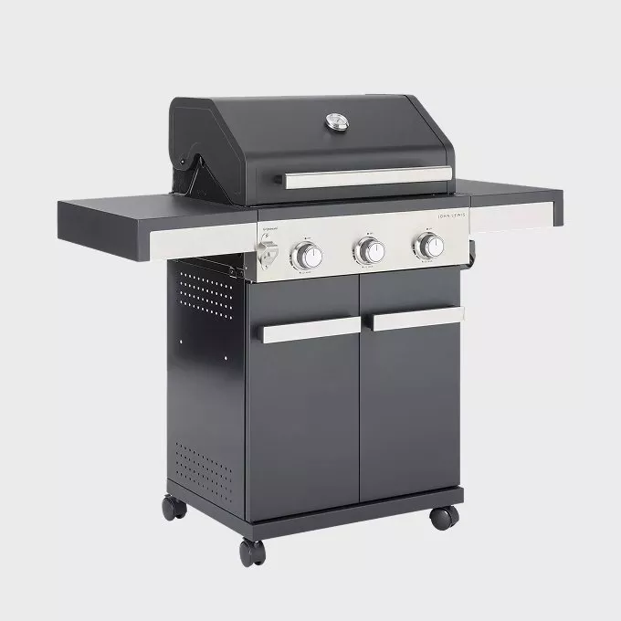 Up 30% off selected BBQs