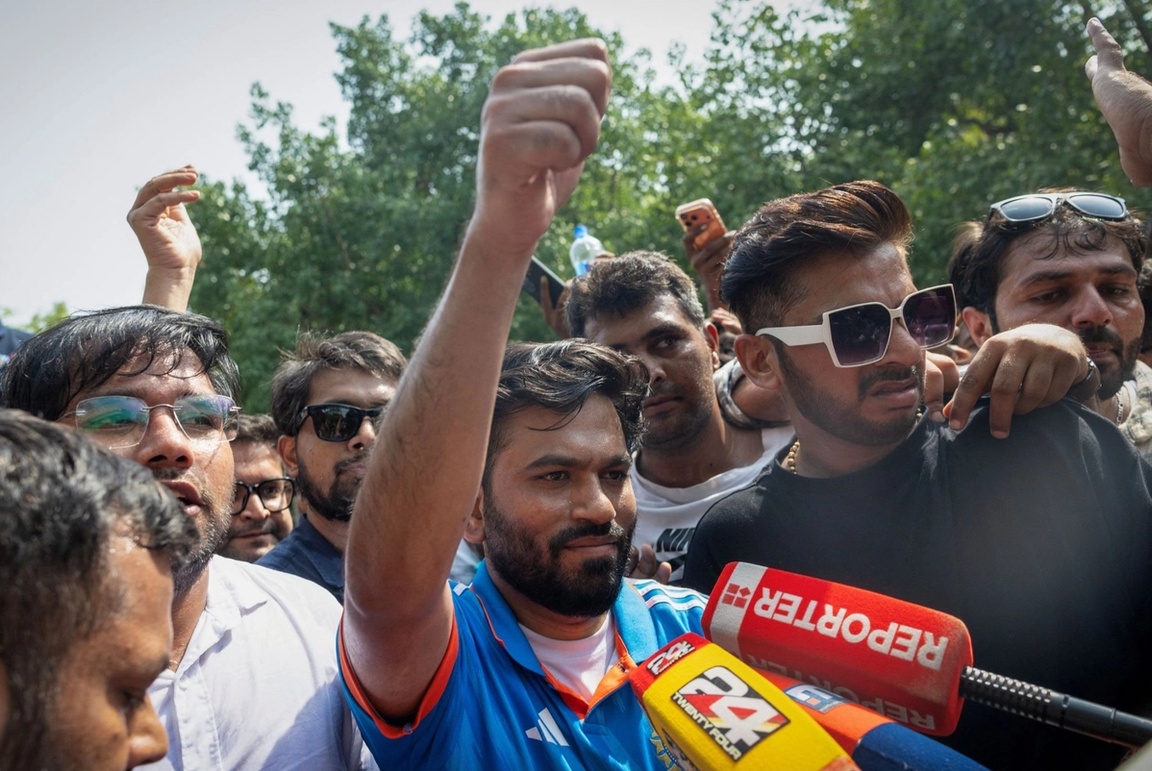 Protest held by Cockroach Janta Party (CJP), in New Delhi