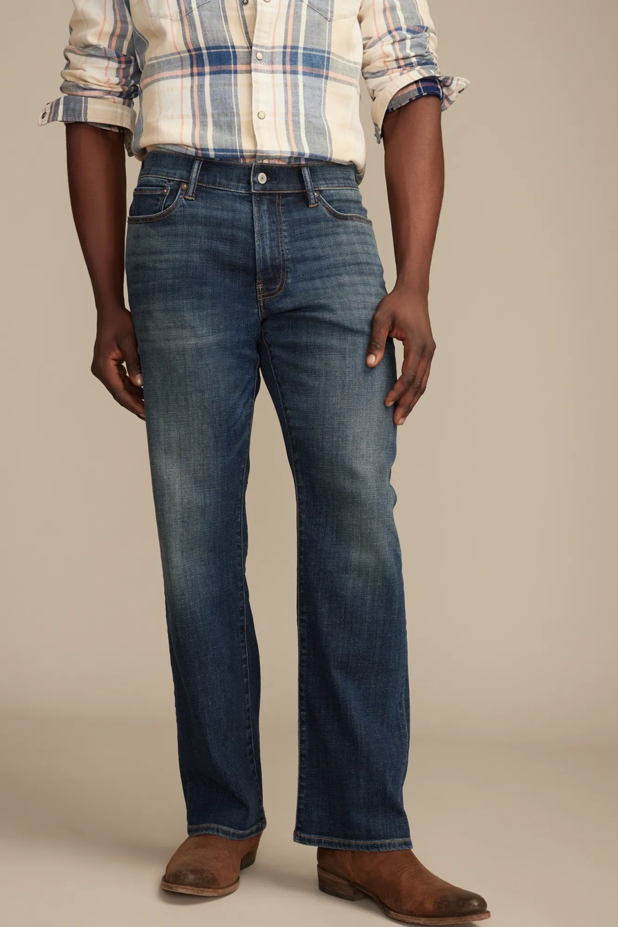 Image of Lucky Brand Easy Rider Bootcut Coolmax Stretch Jean - Men's Pants in Brigden