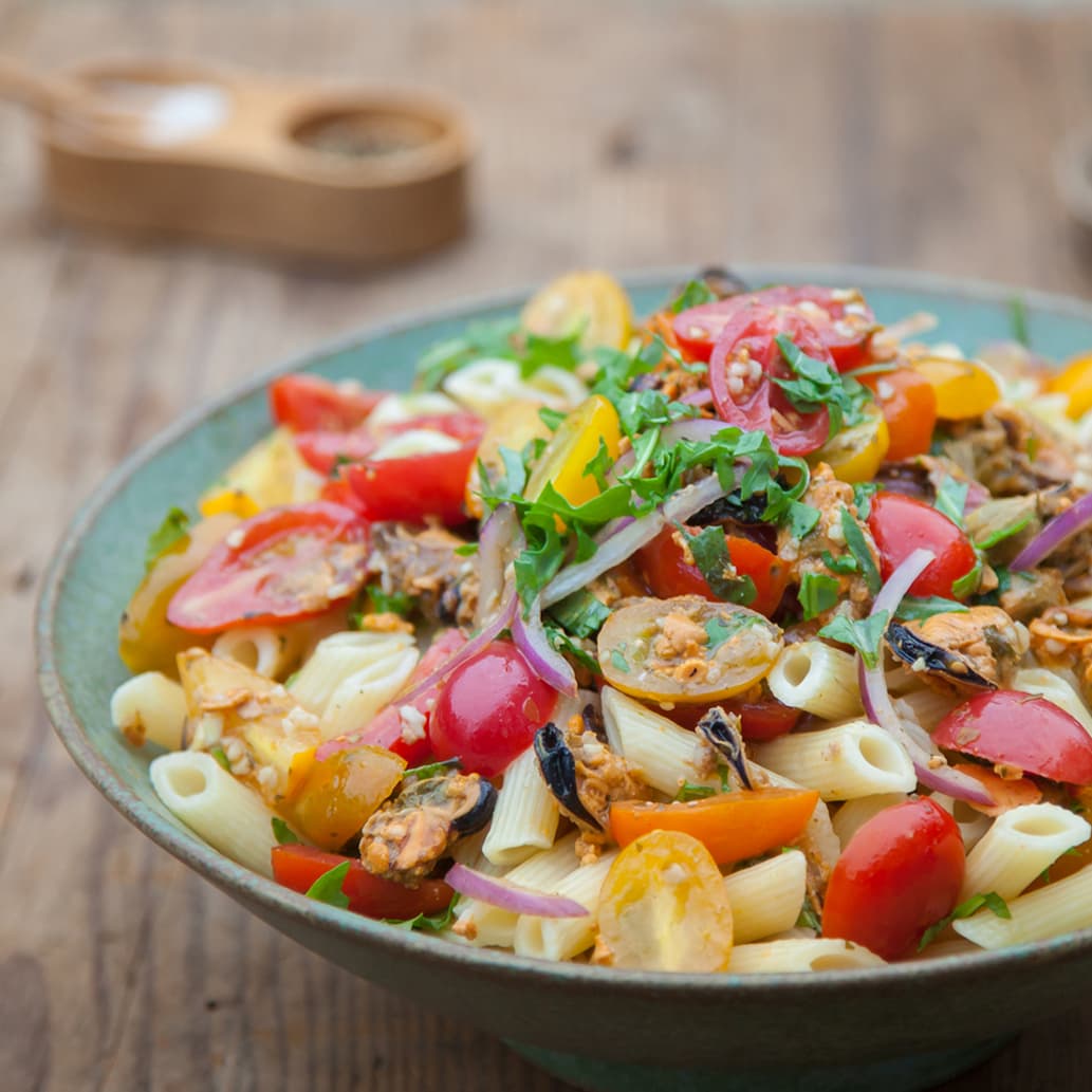 Fresh Tomato Pasta with Lemon Herb Mussels