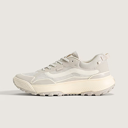 Crosspath Shoe