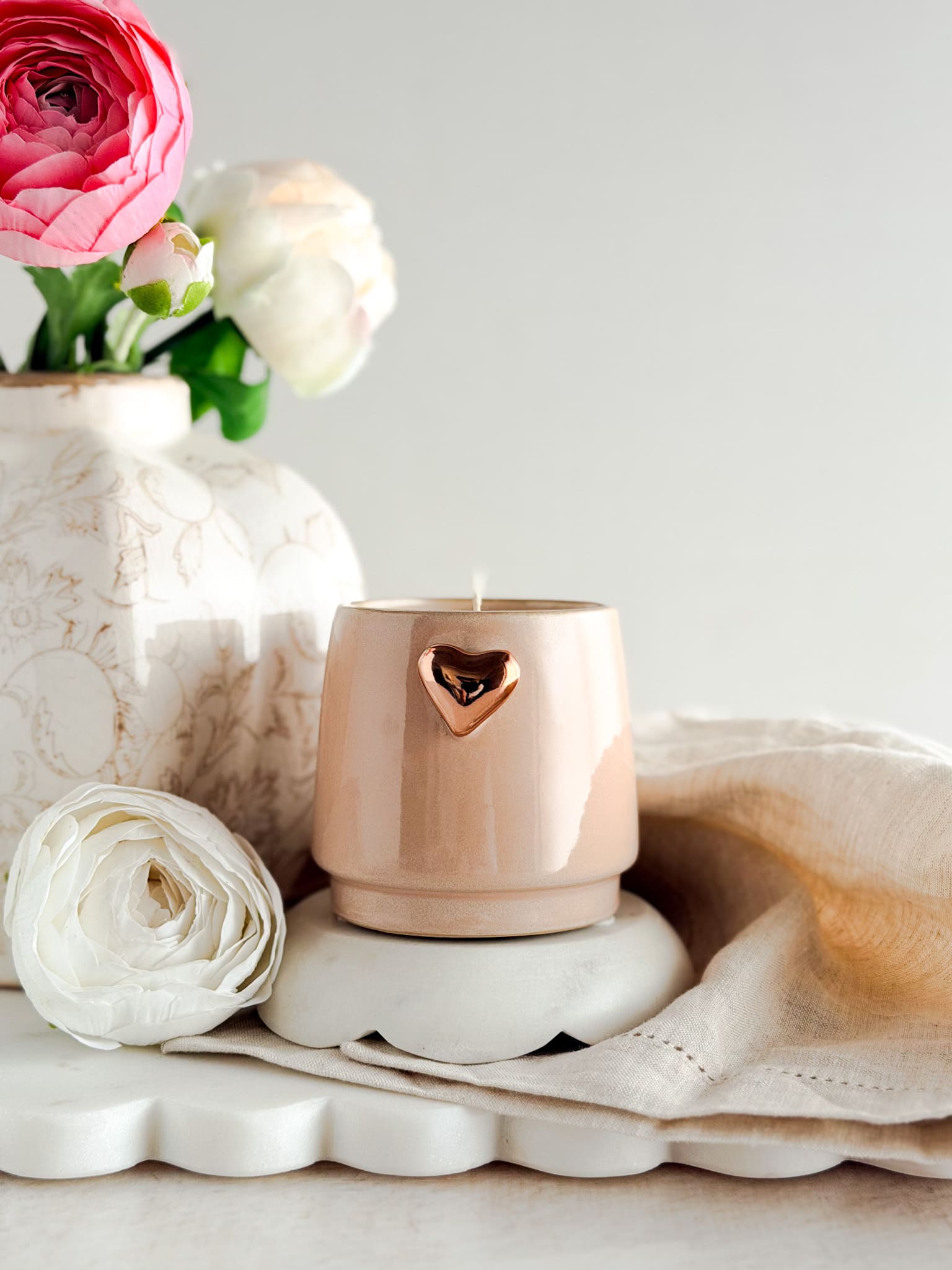 styled photo of mahogany shea + cashmere candle