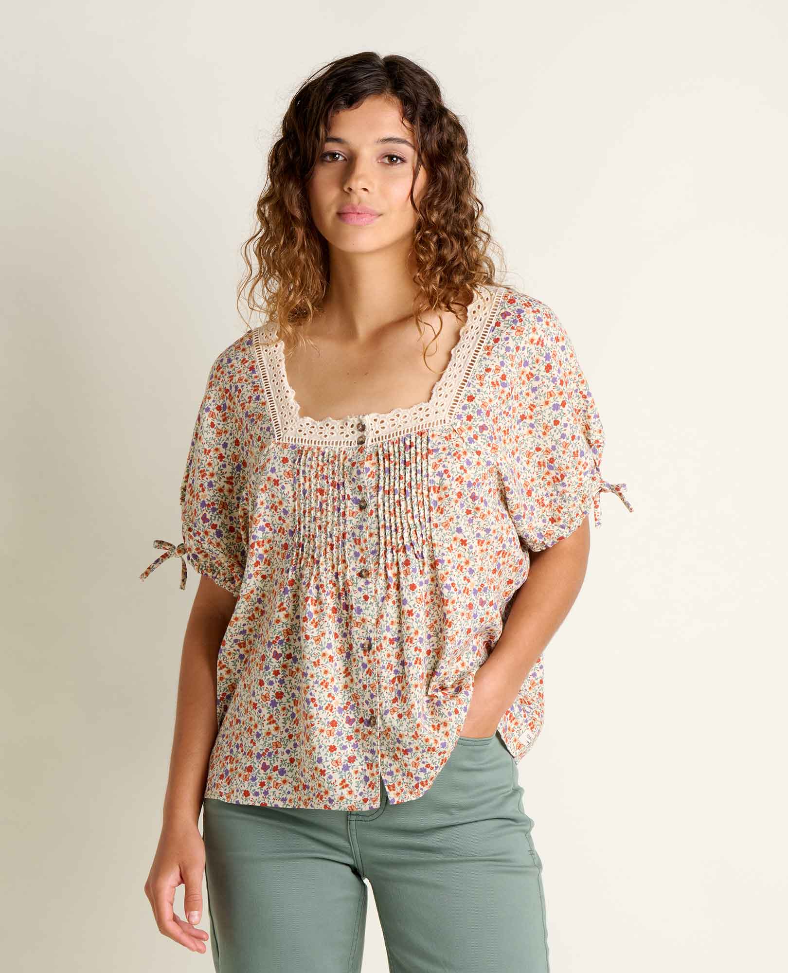 Image of Manzana Peasant Shirt