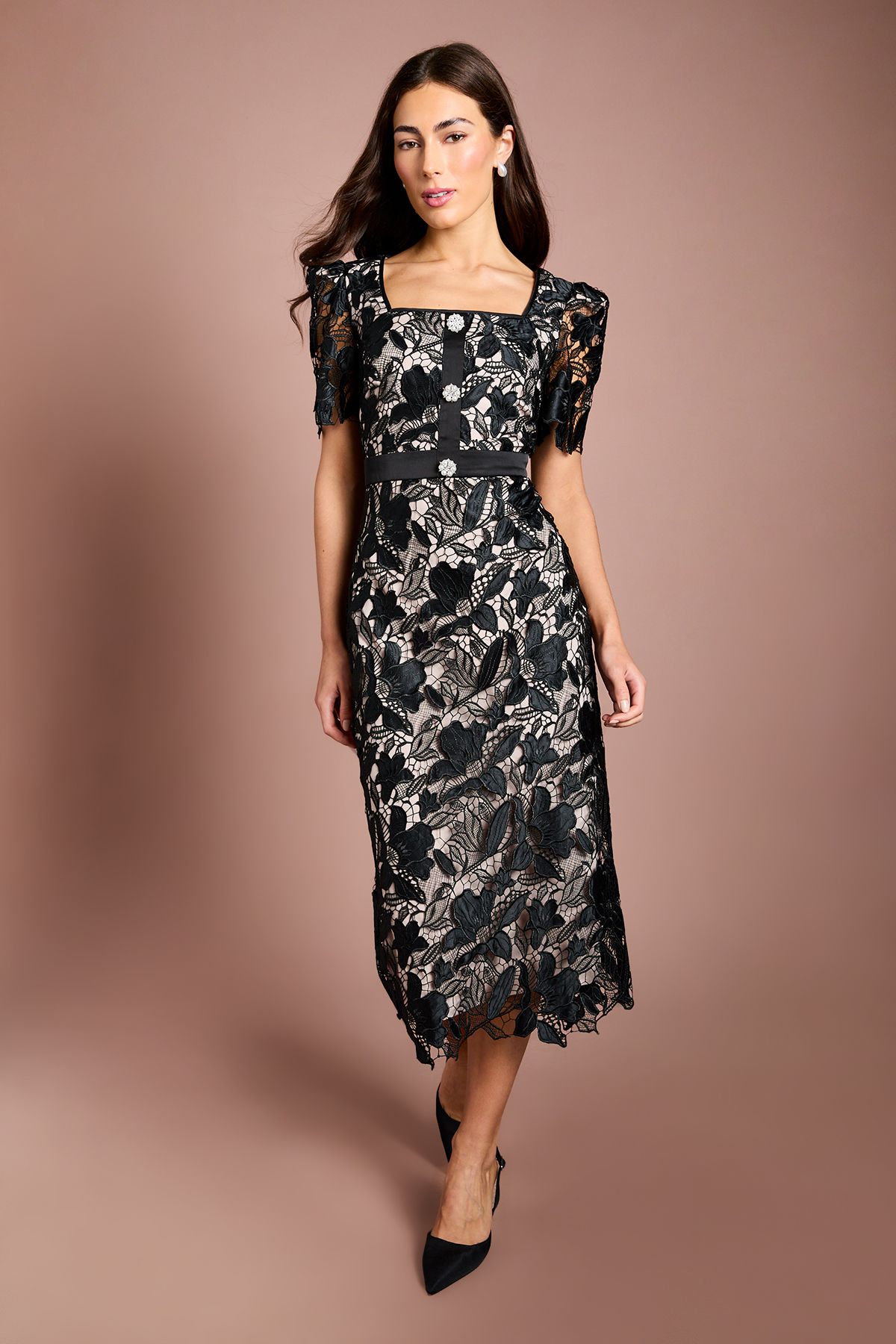 Lace Neck Trim Short Sleeve Pencil Dress