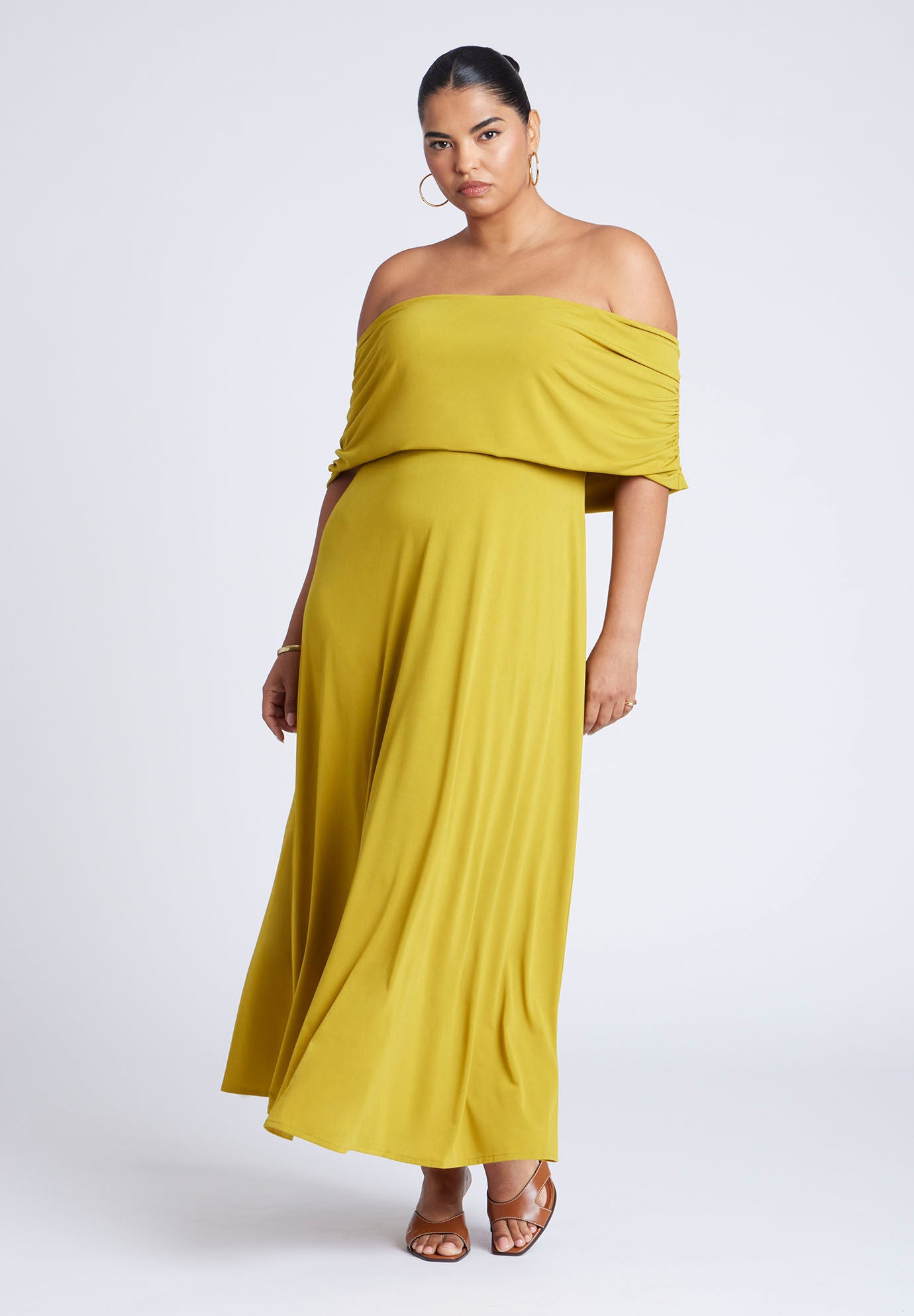 Off The Shoulder Maxi Dress﻿