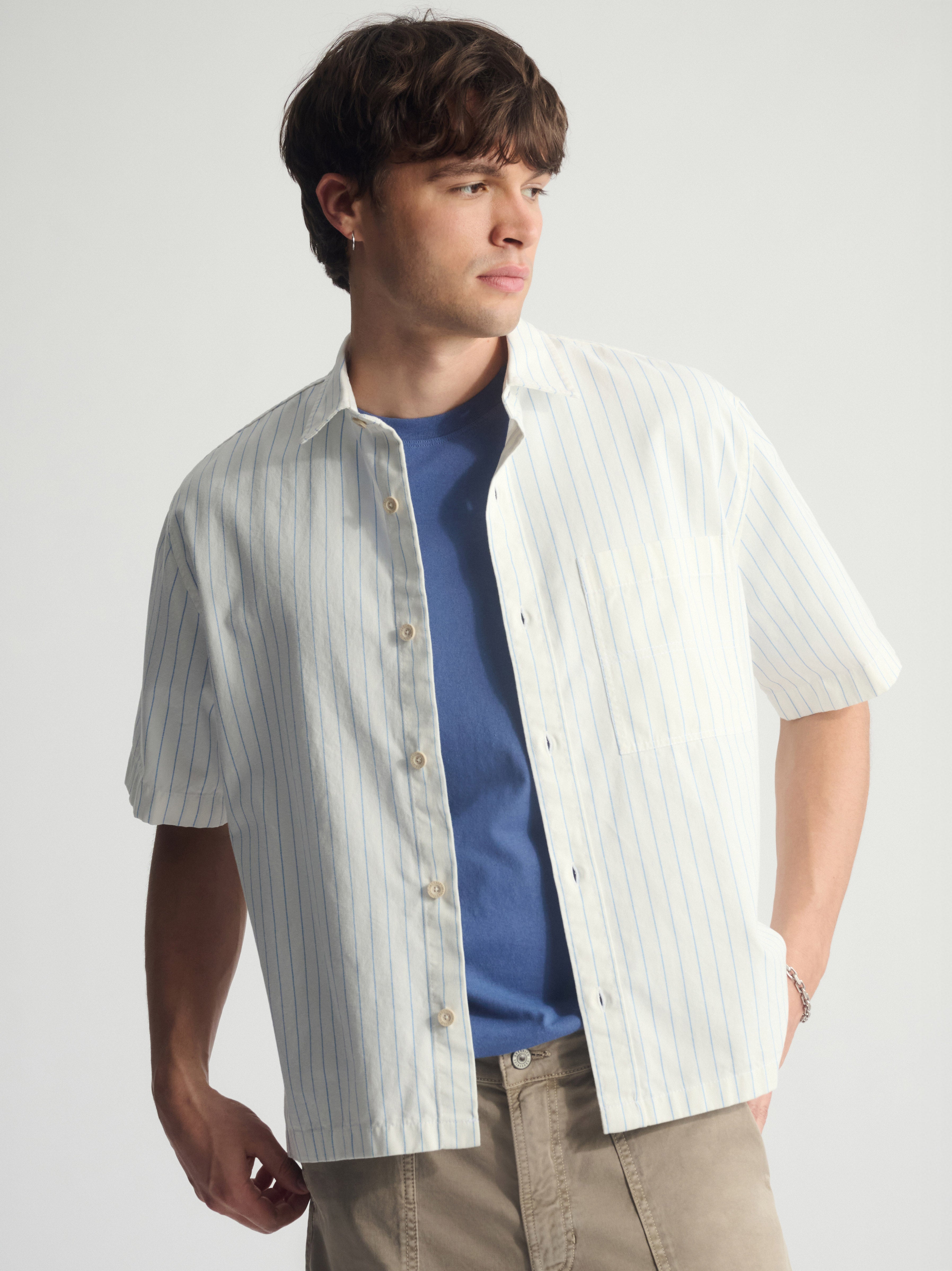 Image of Men's Brooklyn Striped Short Sleeve Shirt In Bel Air Blue