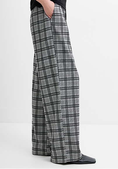Kira Checks Wide Leg Pleated Trousers