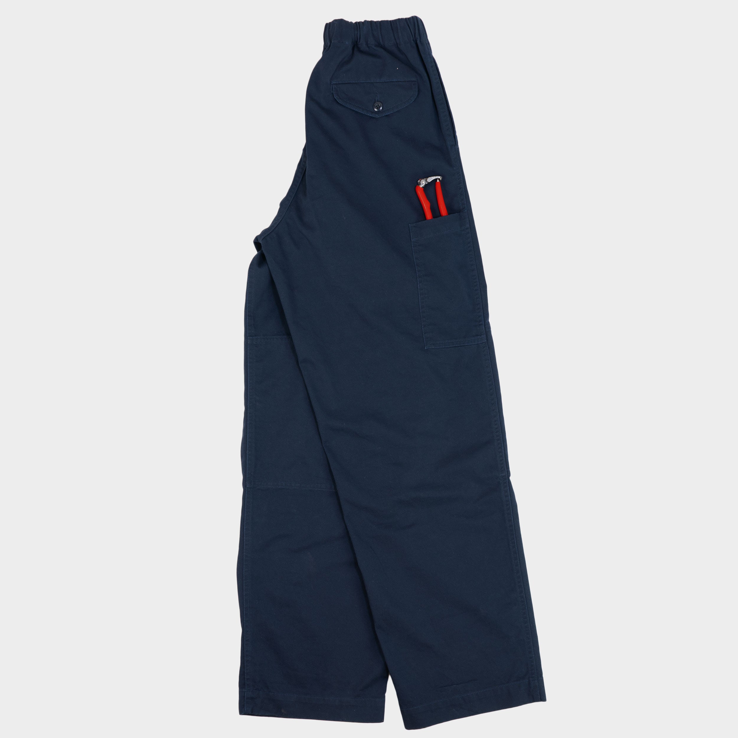 Image of Washed Cotton Twill Easy Gardening Pant in Indigo