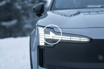 Volvo EX30 Cross Country b-roll running footage
