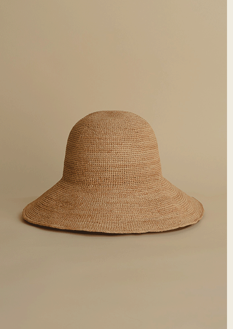 Izzy Sunhat