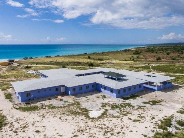 Image description: An aerial shot of Bishop Joseph Sullivan Hospital at its opening in March 2017