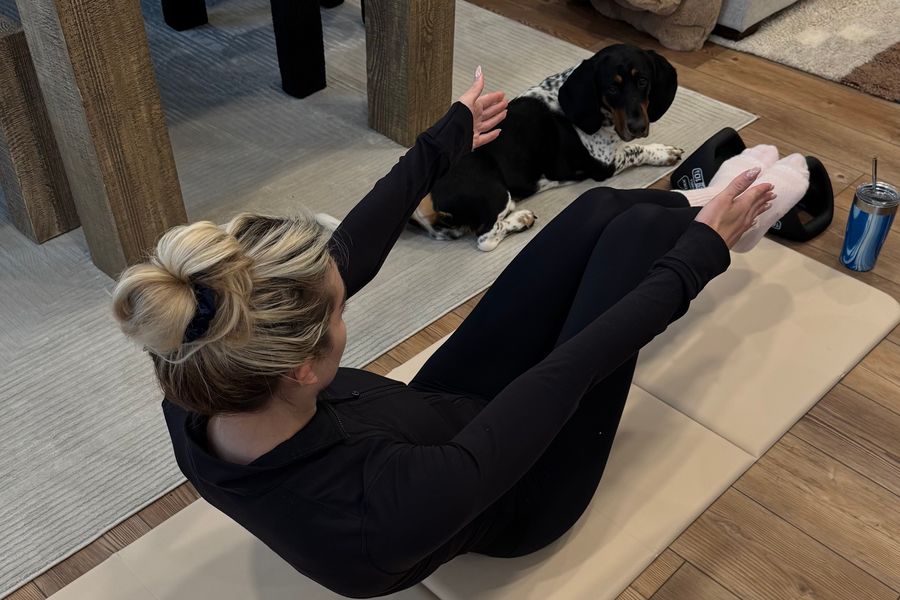 The Stakt Mat Is a Knee Savior for At-Home Workouts
