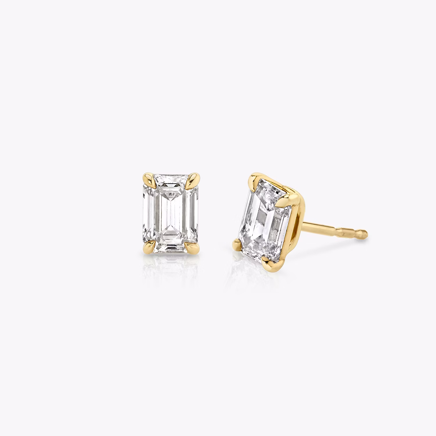 Solitaire Stud Emerald YG 0.5 ct 