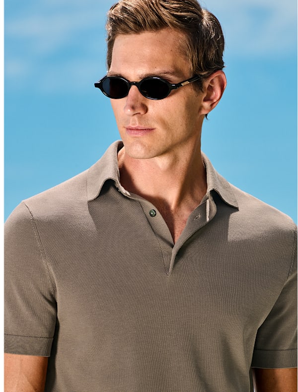 Polos