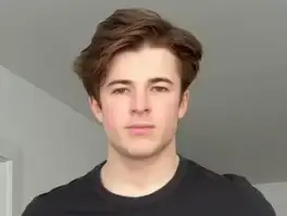 TikTok Influencer Harry Sisson Exposed For (Allegedly) Having A Roster Of 11 Girls After Telling Each One Of Them They Were Exclusive