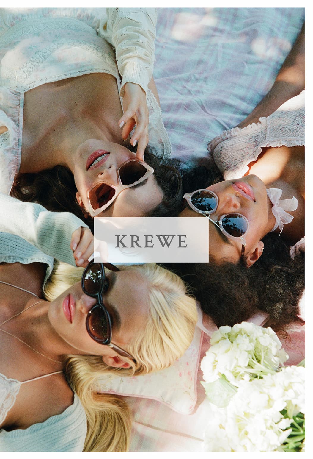 <KREWE>