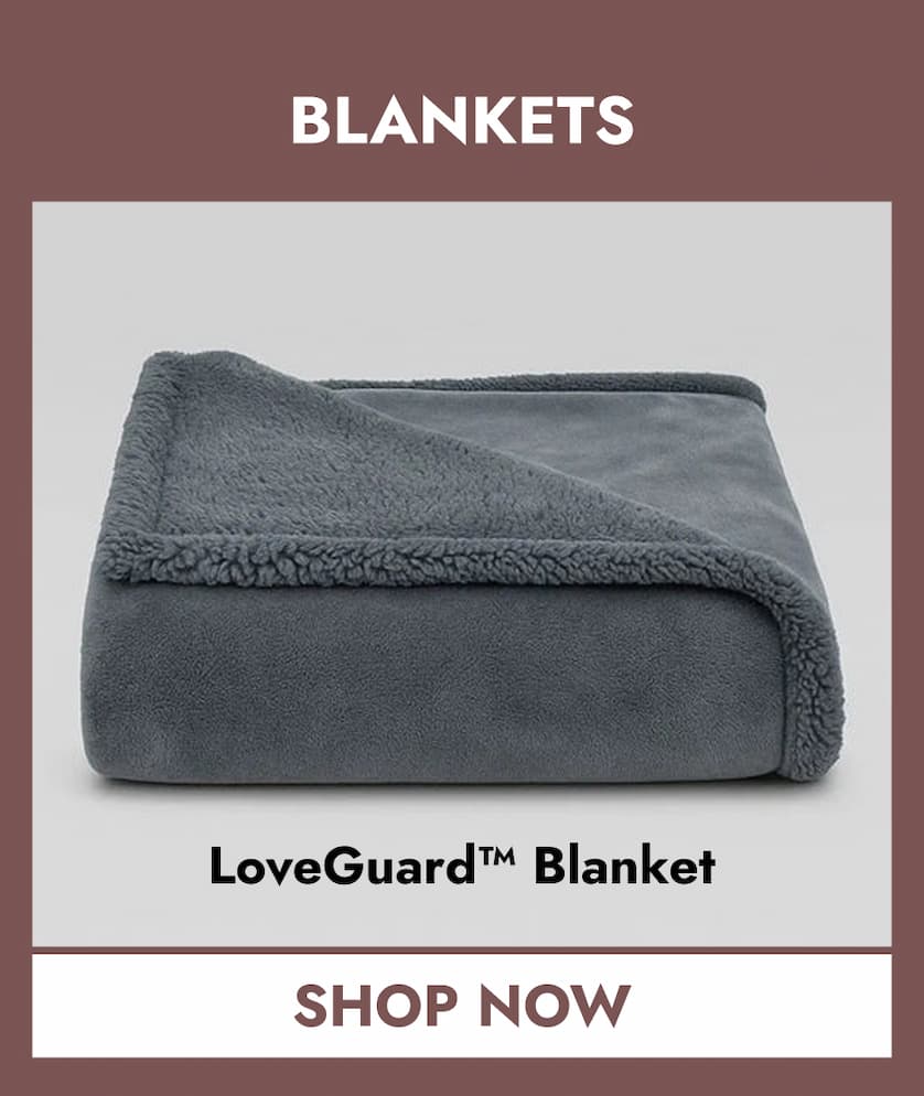 LoveGuard™   -   Waterproof   Couples   Blanket