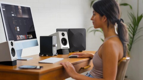 A Renowned Audio Brand Quietly Releases Traditional Hi-Fi Versions of Its Beloved Desktop Speakers