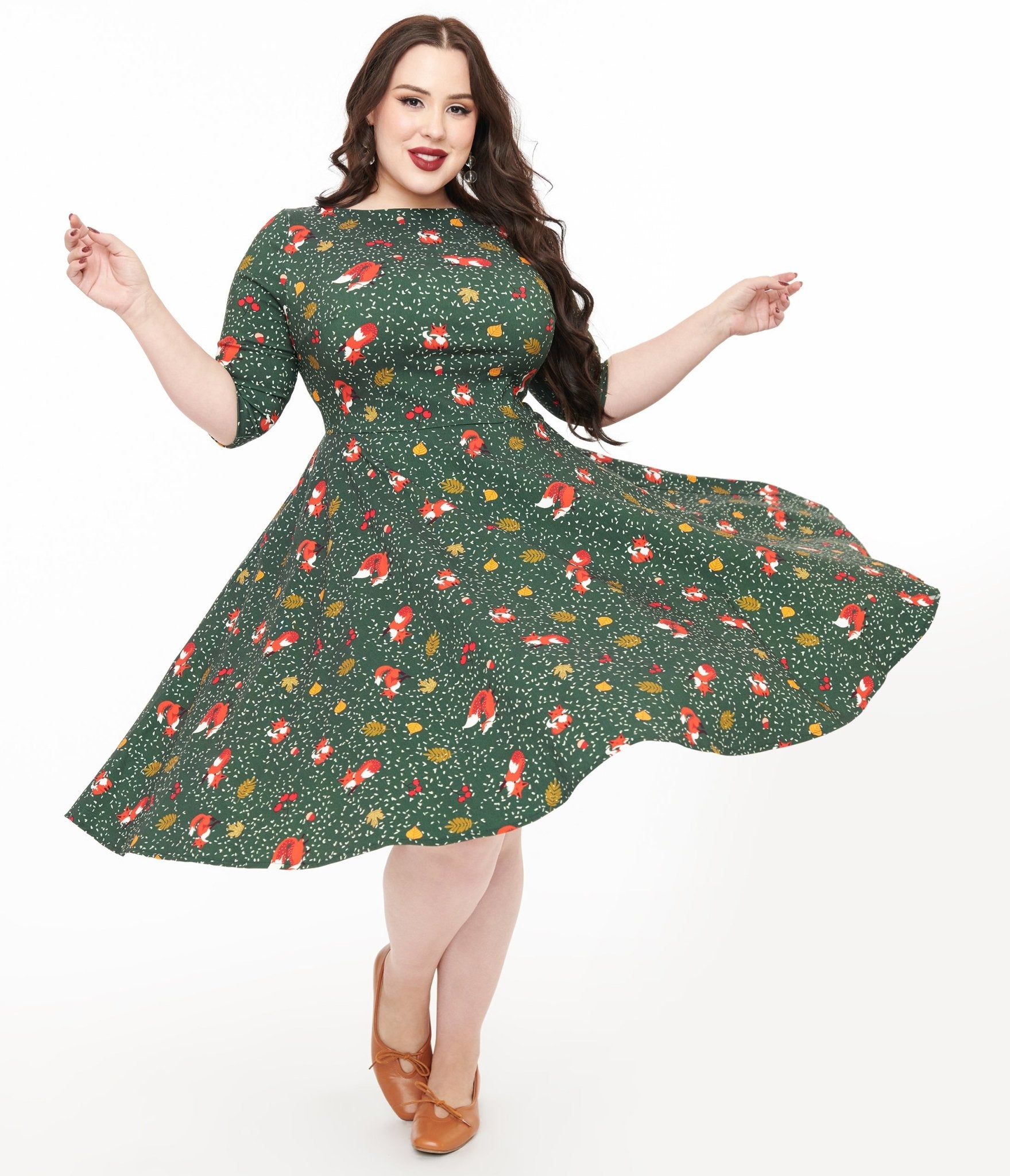 Image of Unique Vintage Plus Size 1950s Green Winter Fox Devon Swing Dress
