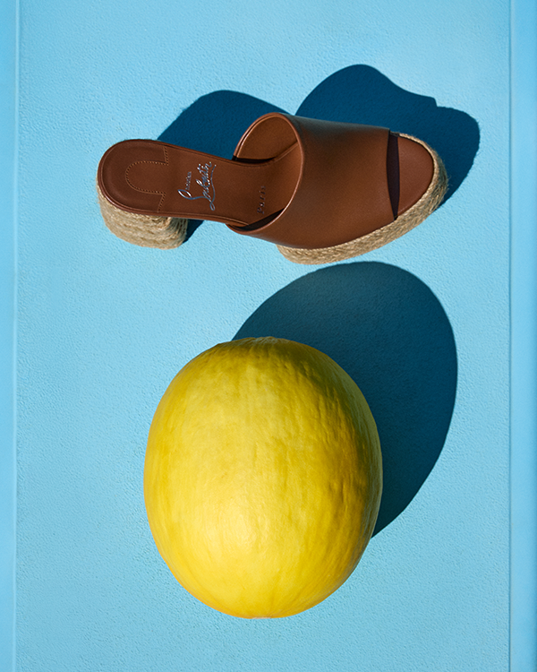 Sandals & slides