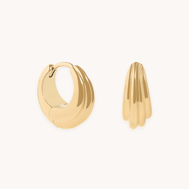 Ripple Wave Huggies in Gold
