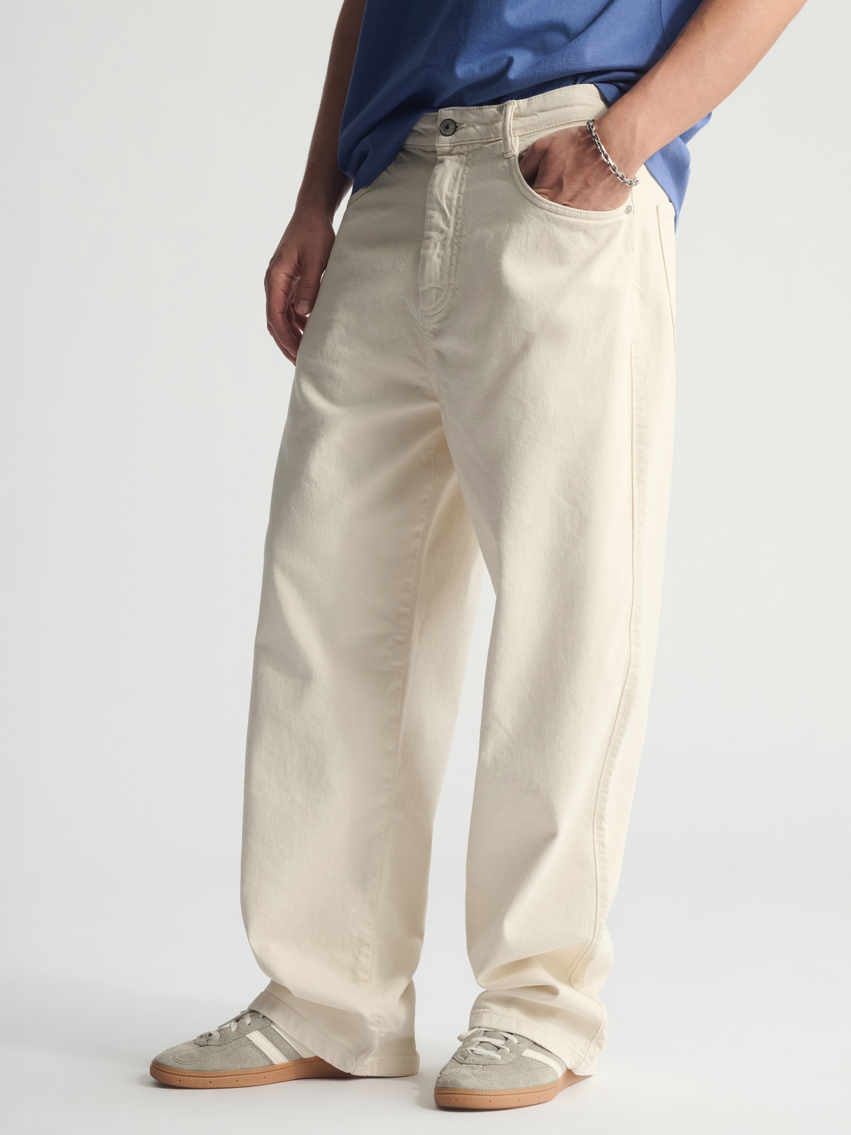 Image of Men's Brooklyn Wide Leg Jeans In Turtledove