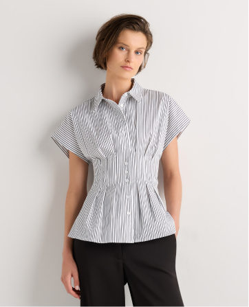 Stretch Twill Pleated Short Sleeve Shirt 