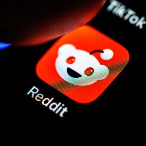 Can't Trust Chatbots Yet: Reddit's AI Was Caught Suggesting Heroin for Pain Relief