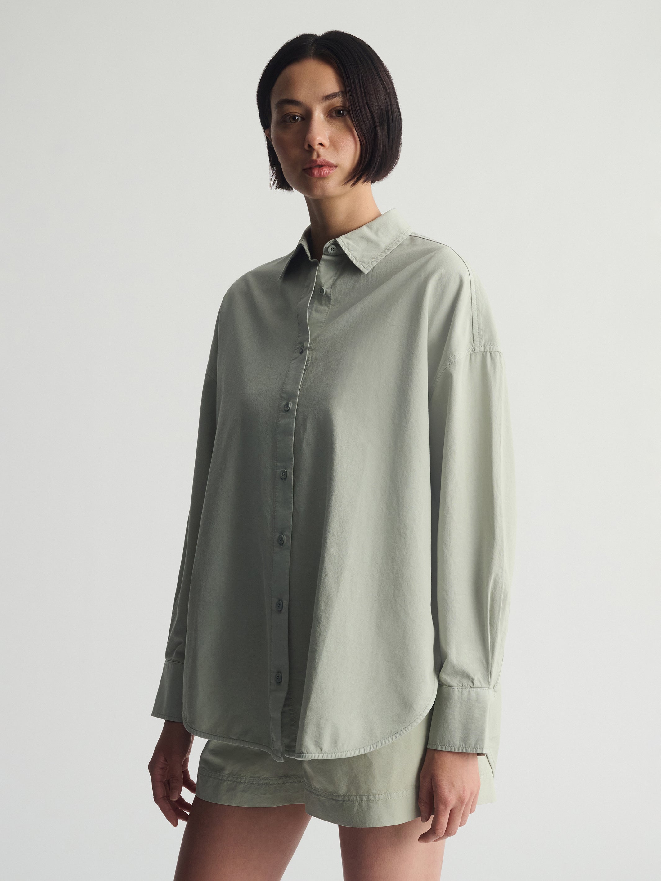 Image of Women's Long Sleeve Shirt In Puritan Gray