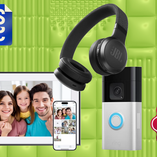 At 40% Off This Digital Photo Frame Makes for a Really Easy Father’s Day Gift
