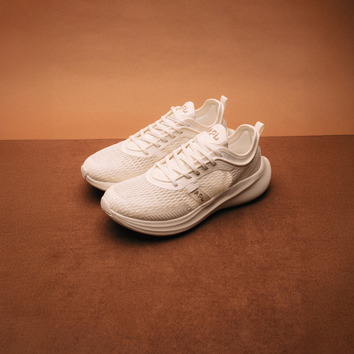 Euphoria in Ivory / Sandstone