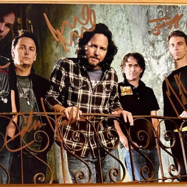 Pearl Jam full band signed autographed 8x12 inch photo + COA