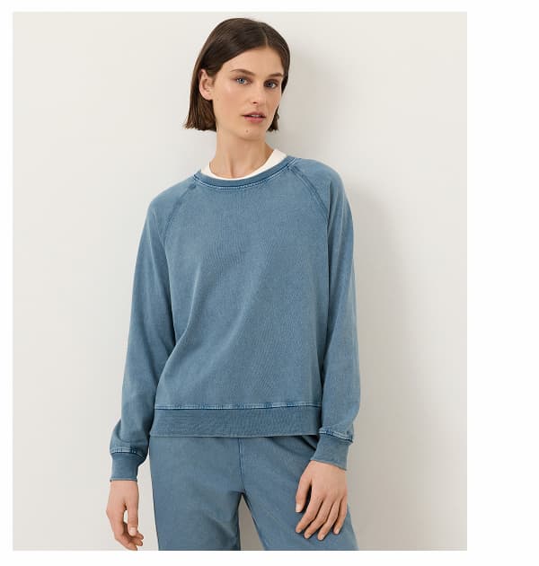 Organic Weekends Relaxed Raglan Sweatshirt