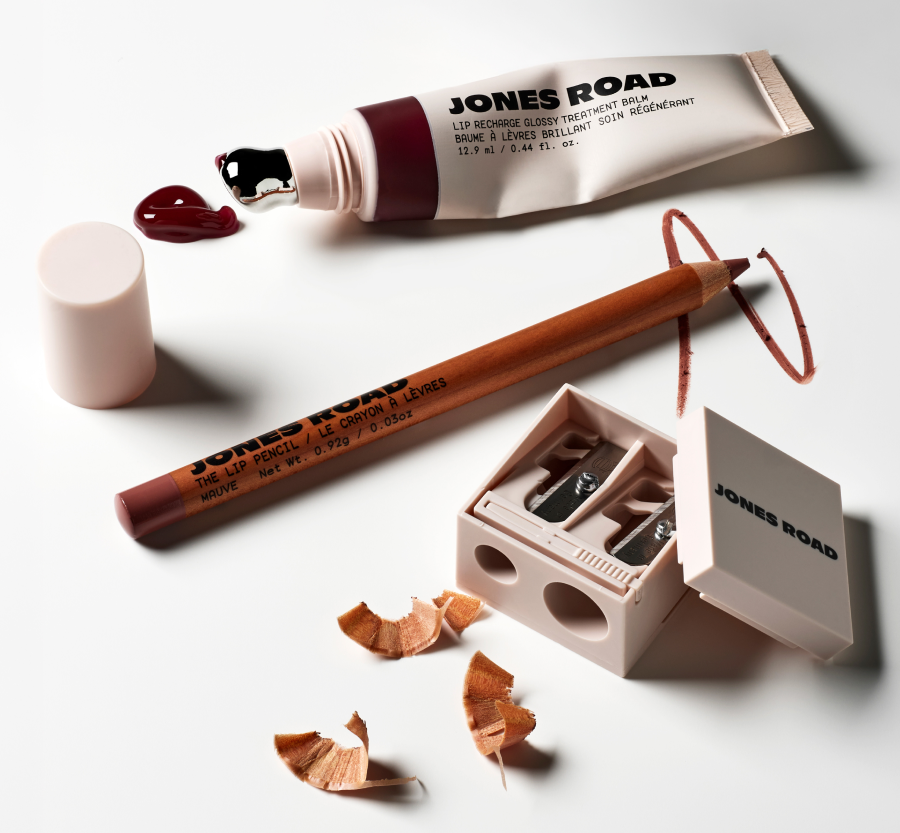 Our favorite spring combination — discover the perfect duo for every skin tone.
